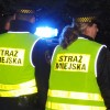 Był tak pijany, że usnął za kierownicą