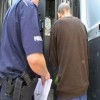 Oszust na kurtkę złapany. Okradł 3 osoby i oszukał 6