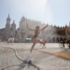Kurtyny wodne wracają na Rynek