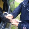 Pijany kierowca autobusu przewoził dzieci, zatrzymany przez policjantów próbował wręczyć łapówkę