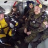 Ambasador USA skoczył na spadochronie razem z żołnierzami 6 Brygady Powietrznodesantowej [ video ]