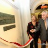 Tablica pamiątkowa w Międzynarodowym Centrum Kultury odsłonięta [FOTO]