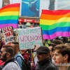 Tęczowy marsz przeszedł ulicami Krakowa. Narodowcy protestowali [ foto ]
